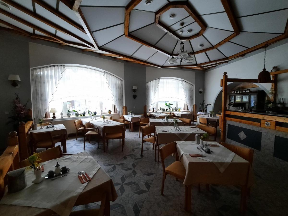 Hotel Koruna Jeseník Dış mekan fotoğraf